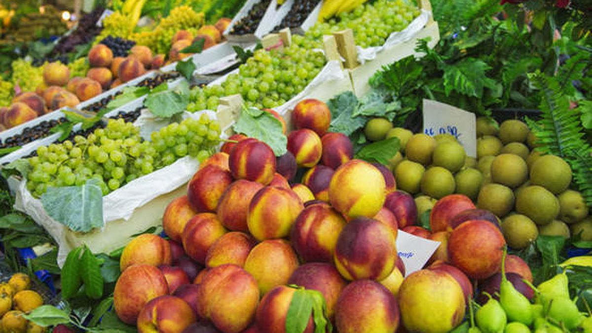 La cantidad exacta de frutas y verduras que debes tomar a diario para vivir más años