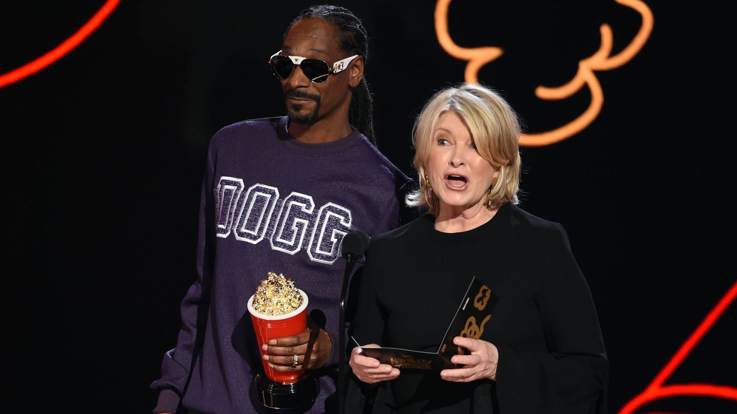 Snoop Dogg y Martha Stewart en los premios MTV. (Getty)