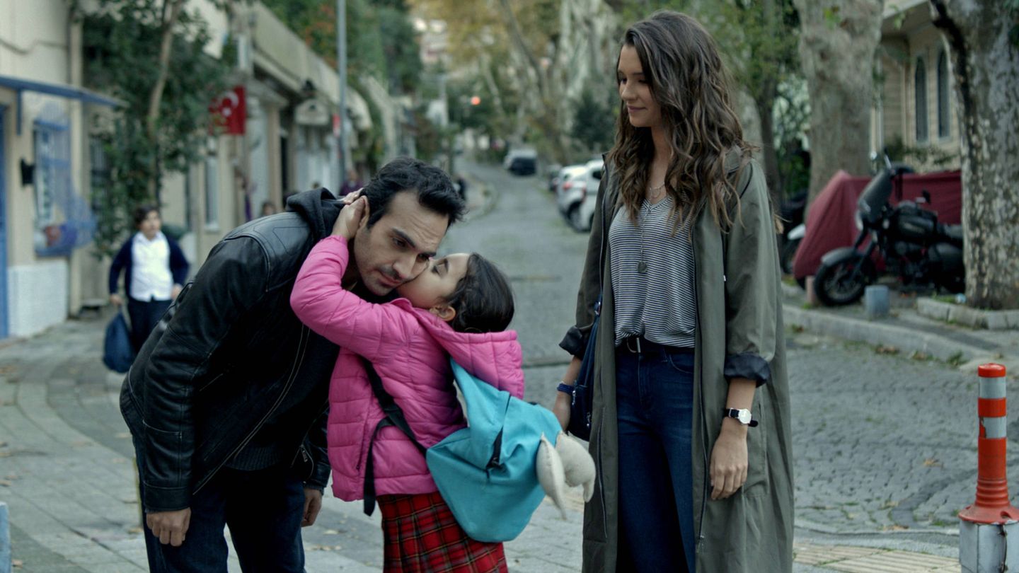 El trío protagonista de 'Mi hija'. (Foto:  Antena 3)