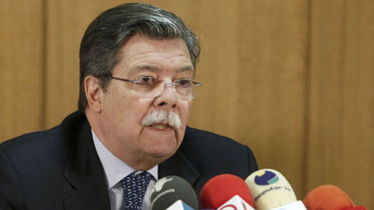 “Embajadores y ministros se tragan plácidamente el discurso antiespañol de Chávez”