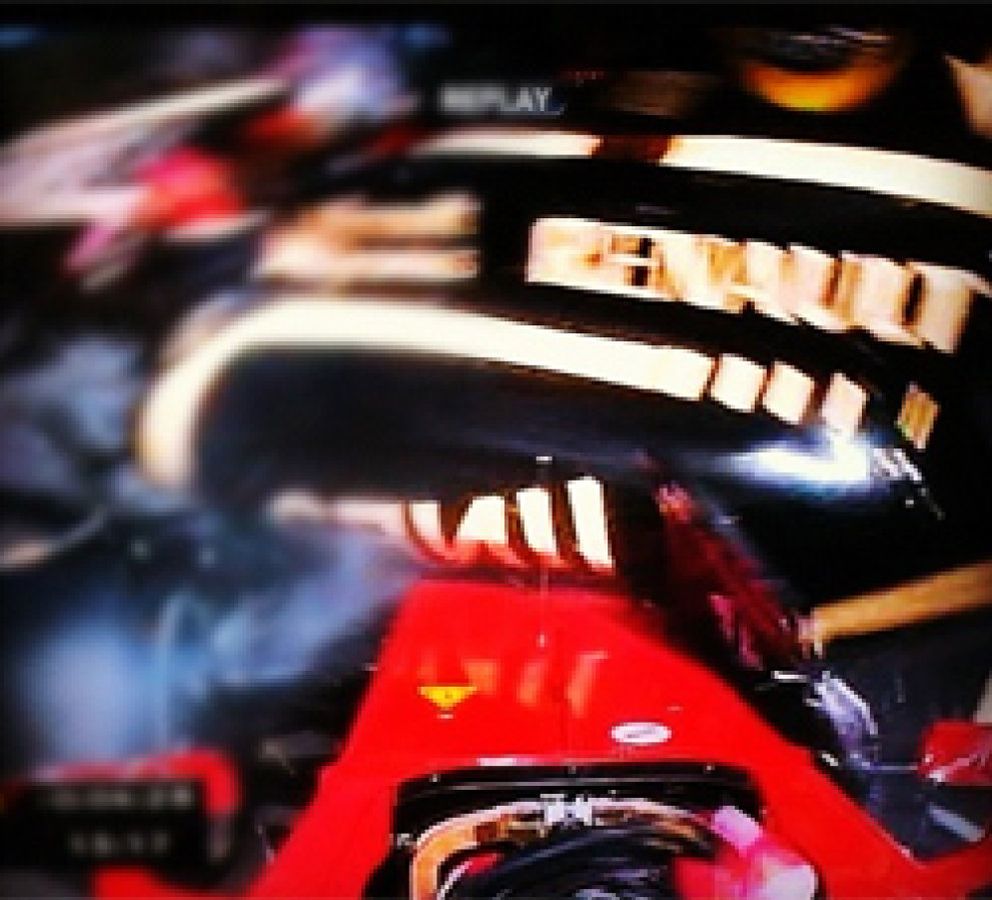 Foto: Alonso no culpa a nadie pero "Grosjean ha tenido problemas en siete salidas"