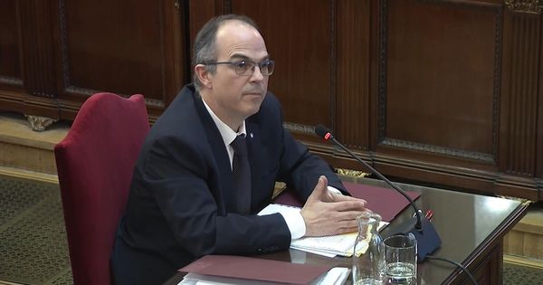 Foto: El exconseller Jordi Turull declarando ante el juez en la segunda semana del juicio por el procés catalán (Efe)