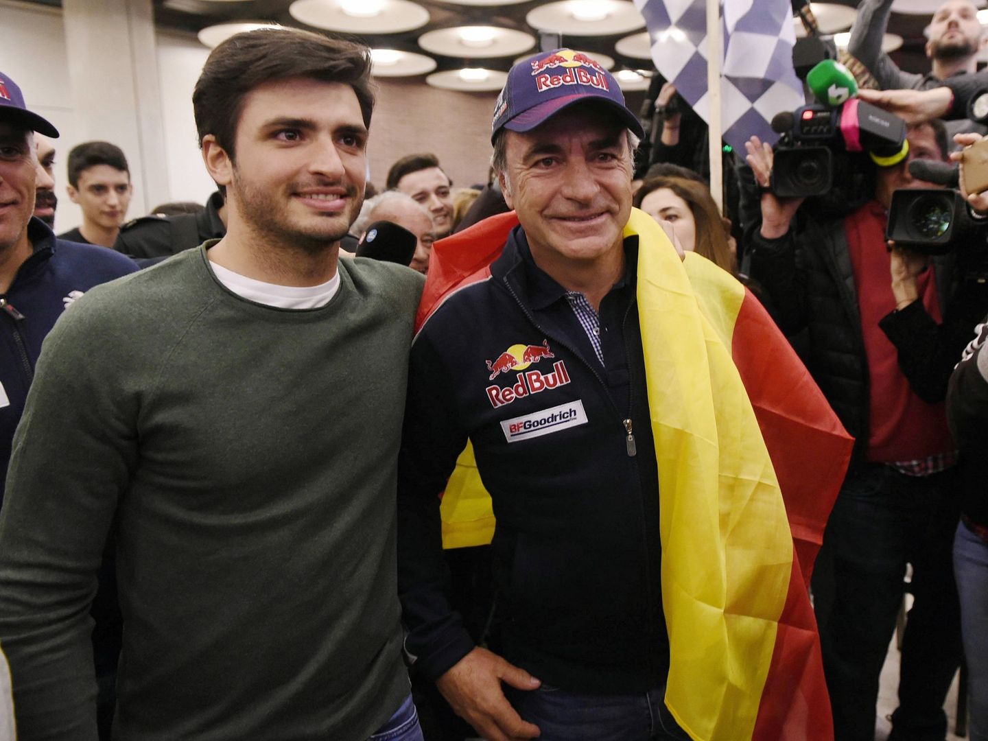 Carlos Sainz está disfrutando de la gran temporada de su hijo en la Fórmula 1. (EFE)