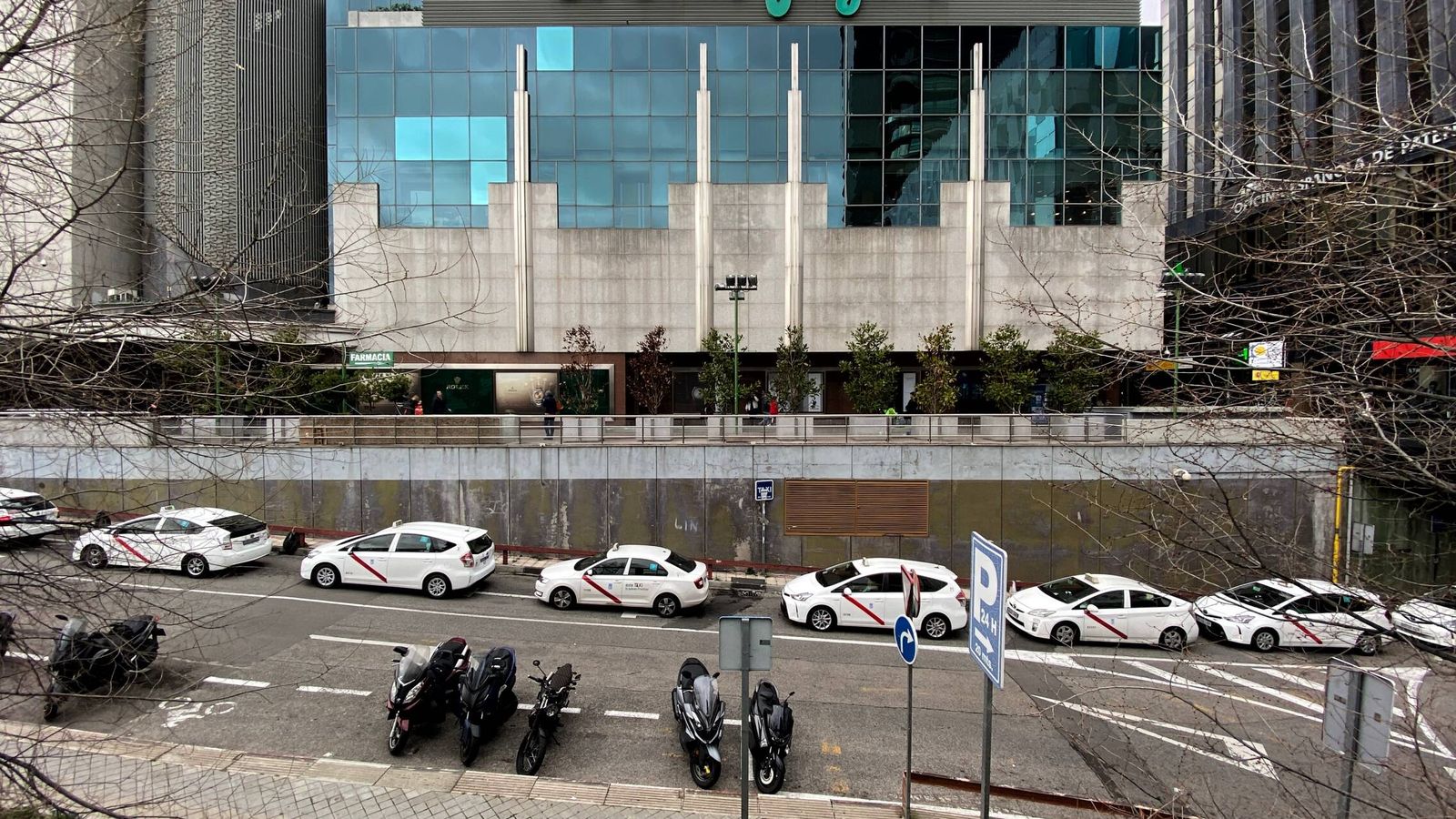 El sindicato mayoritario en El Corte Inglés negociará una subida salarial del 18% para más de 240.000 trabajadores