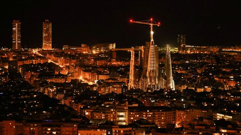 La Sagrada Familia prevé acabar en 2022 dos torres de los evangelistas de 135 metros