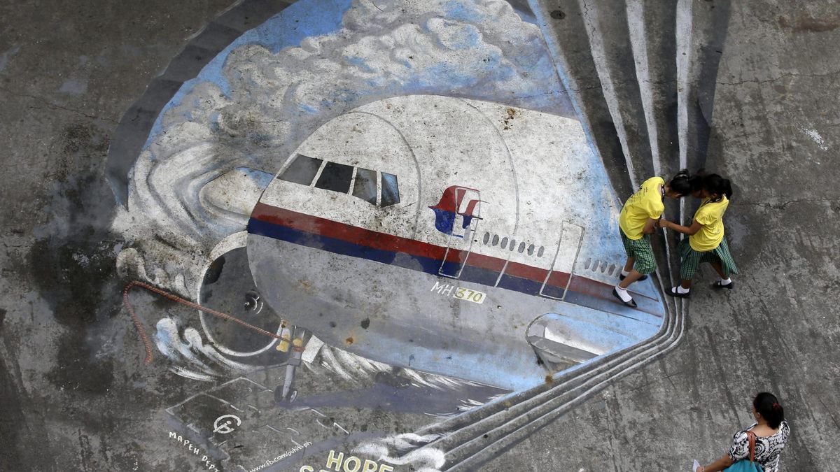 Un rescate "en el peor lugar del mundo": la caja negra del avión, a 20.000 pies