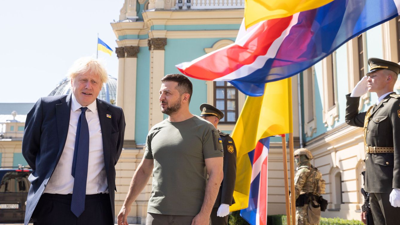Foto: Johnson visita kiev para mostrar el respaldo del Reino Unido a Ucrania. (EFE/10DowningStreet )