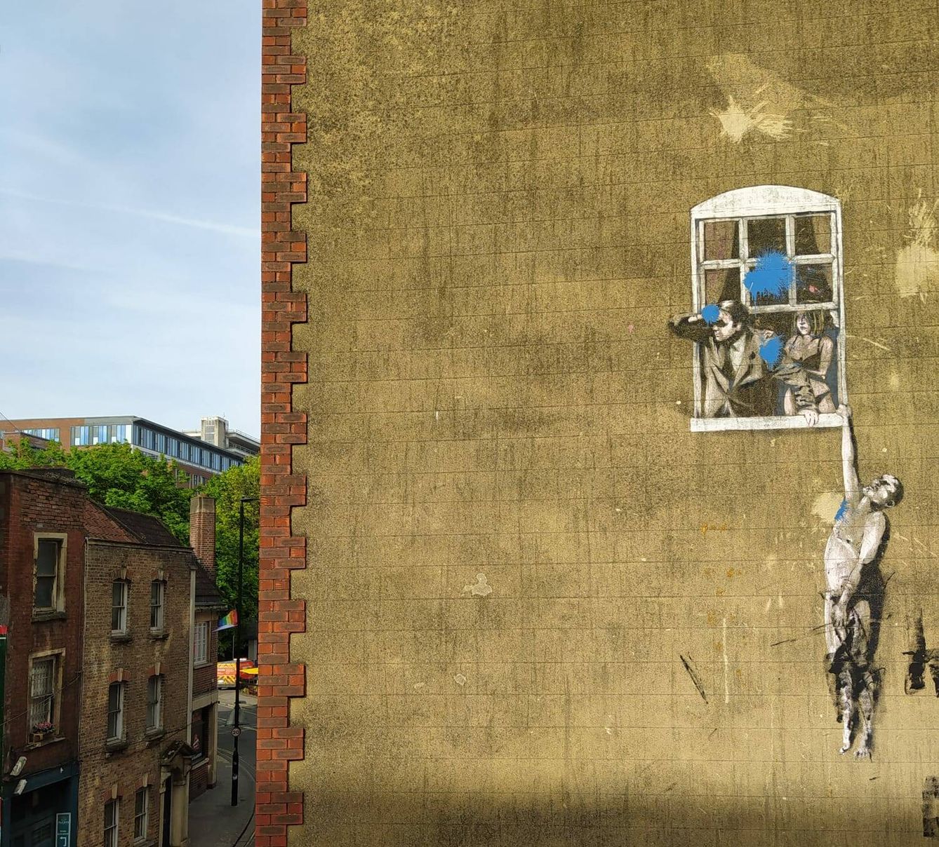 'Well Hung Lovers', de Banksy. (Víctor Terrazas)