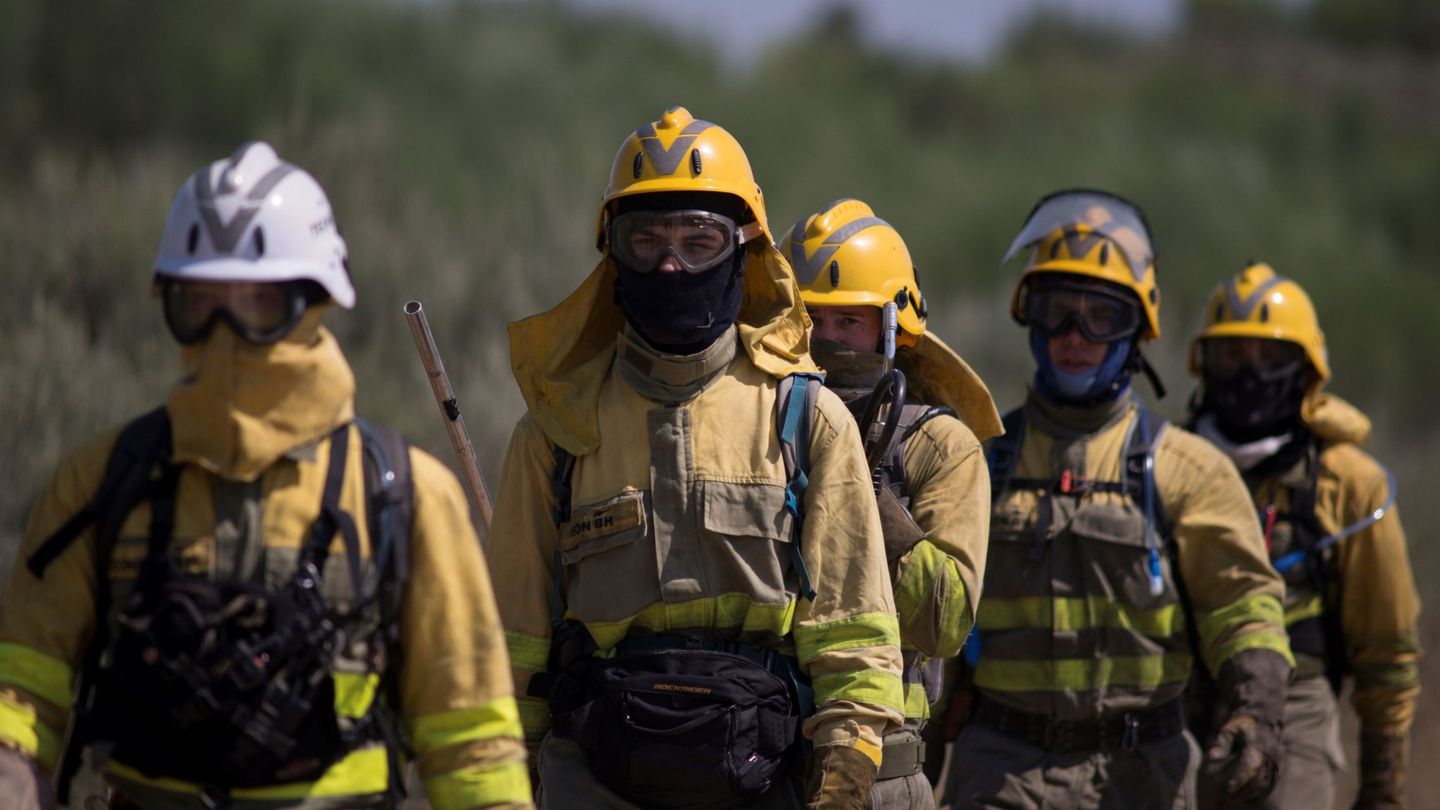 Brigada de bomberos acudiendo a un incendio (EFE/Brais Lorenzo)