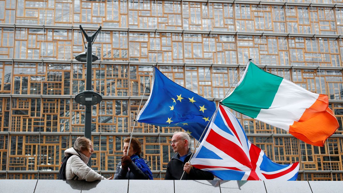El Brexit entra en 'modo túnel': Bruselas y Londres se sientan a negociar en serio