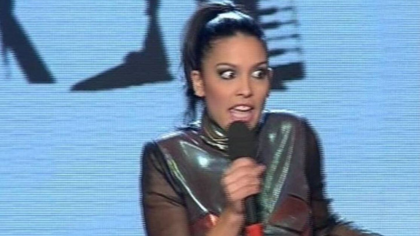 Lorena Castell, en 'Salvemos Eurovisión' en el año 2008. (YouTube)