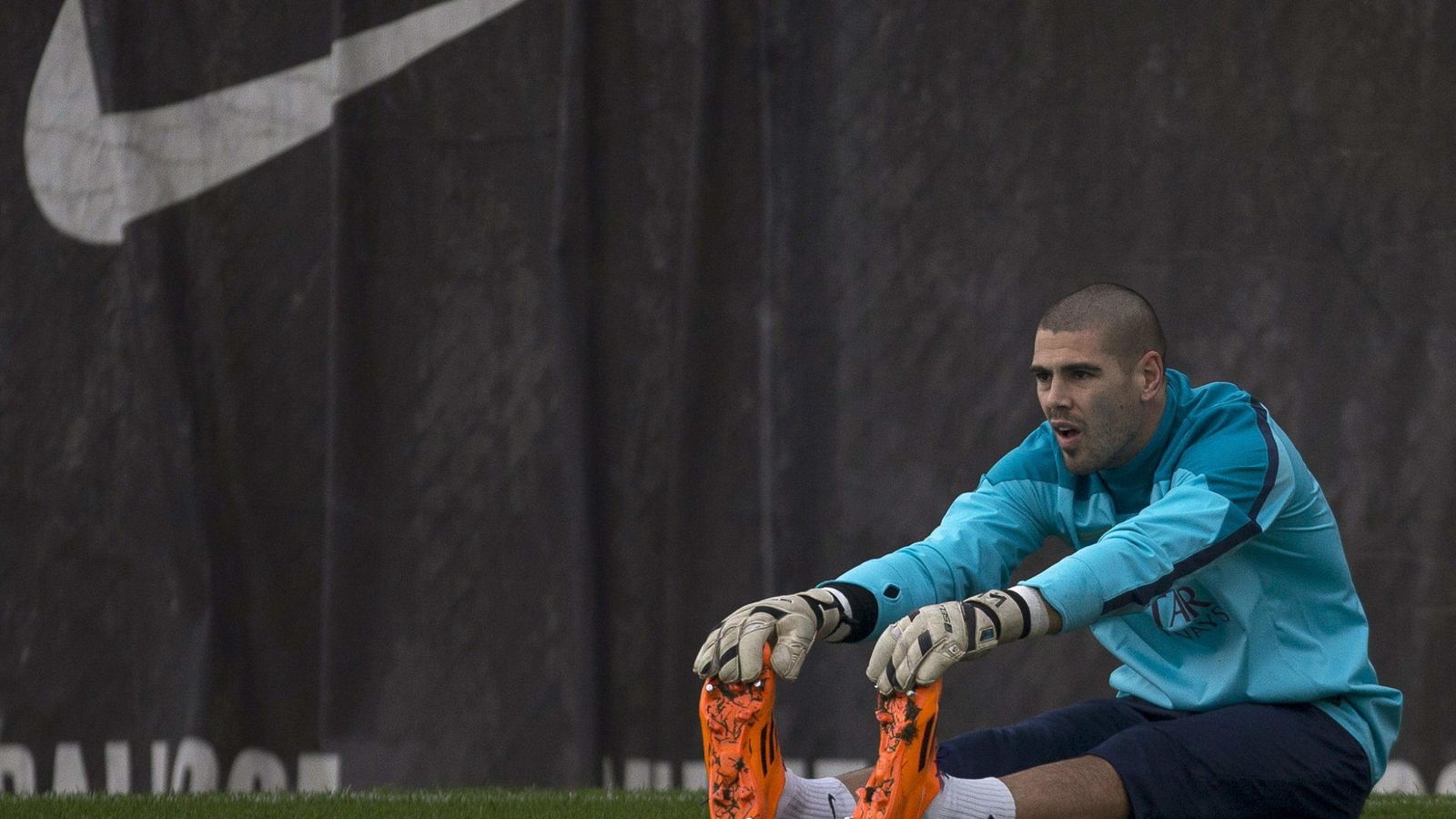 Foto: Víctor Valdés, durante un entrenamiento con el Barcelona (EFE)