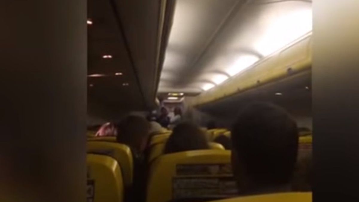 “No queremos morir”: las palabras de una azafata de Ryanair antes de despegar