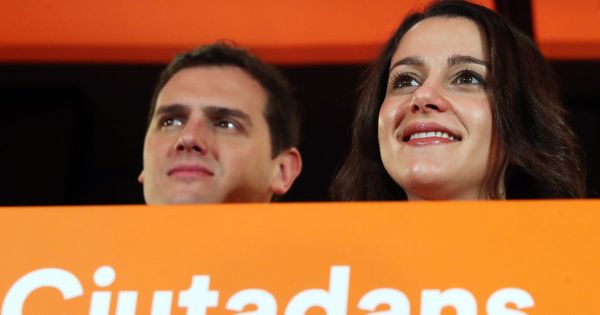 Foto: El presidente de Cs, Albert Rivera, y la líder naranja en Cataluña, Inés Arrimadas. (EFE)