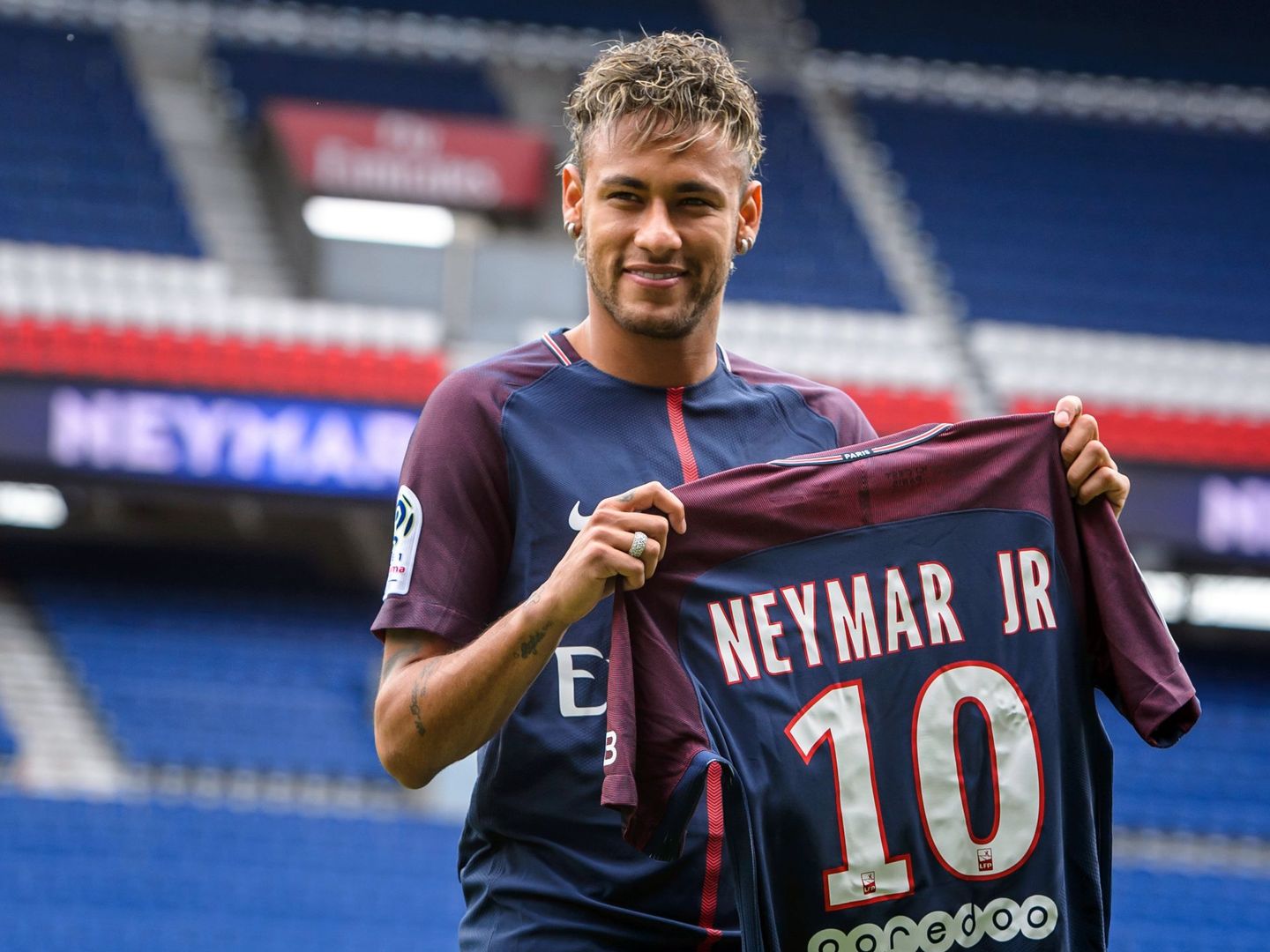 Neymar, el fichaje más caro de la historia. (EFE) 