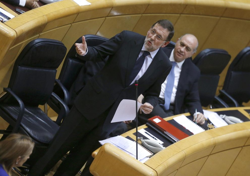 Foto: El presidente del Gobierno, Mariano Rajoy (i). (EFE)