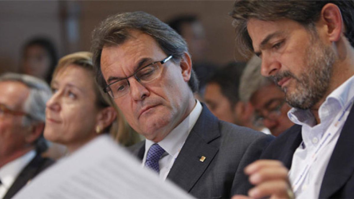 El fiscal pide imputar a Oriol Pujol mientras Artur Mas convoca una cumbre anticorrupción