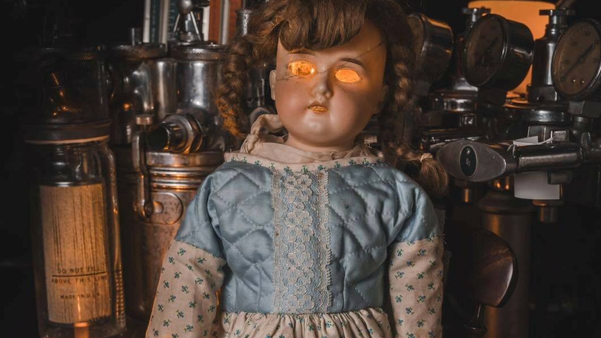 De porcelana o de tela: el concurso de muñecas terroríficas que organiza un museo de historia