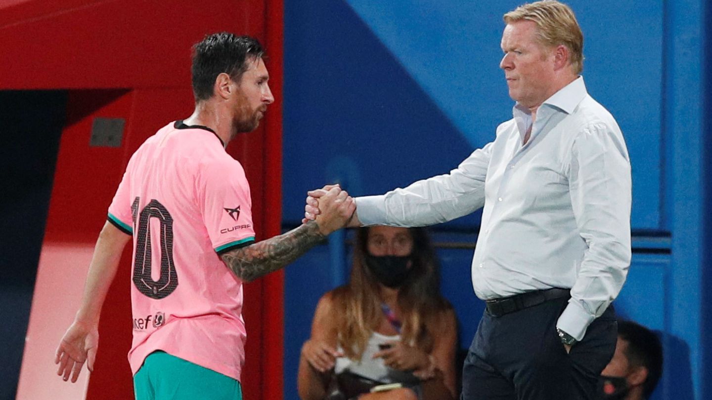 Koeman y Messi, en un amistoso en septiembre de 2020. (Reuters)