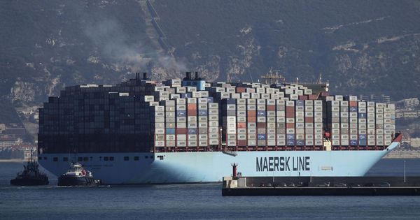 Foto: Buque de carga en el puerto de Algeciras (Efe)