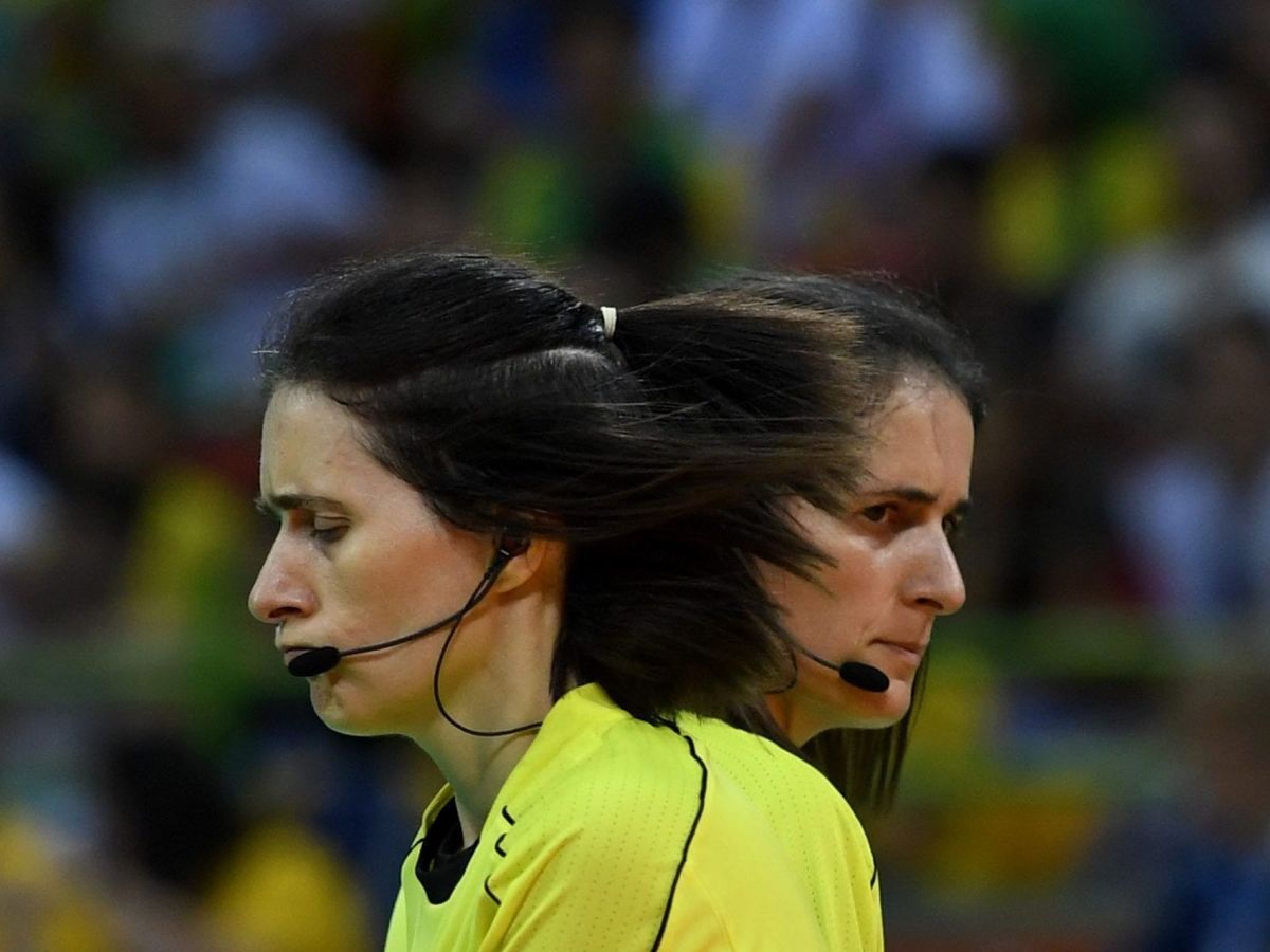 Foto: harlotte y Julie Bonaventura, durante los Juegos Olímpicos de Río 2016. (EFE)
