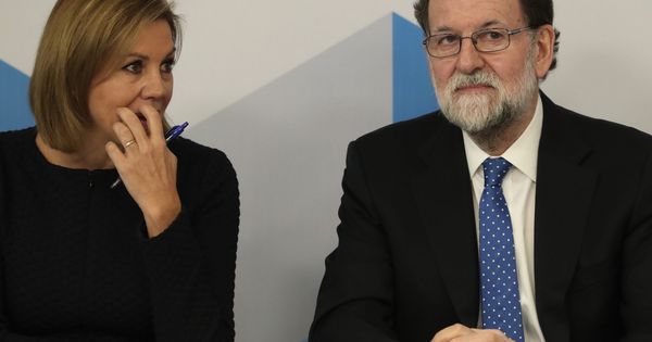 Foto: El presidente del PP, Mariano Rajoy, y la secretaria general, María Dolores de Cospedal, durante la reunión del Comité Ejecutivo Nacional. (EFE)