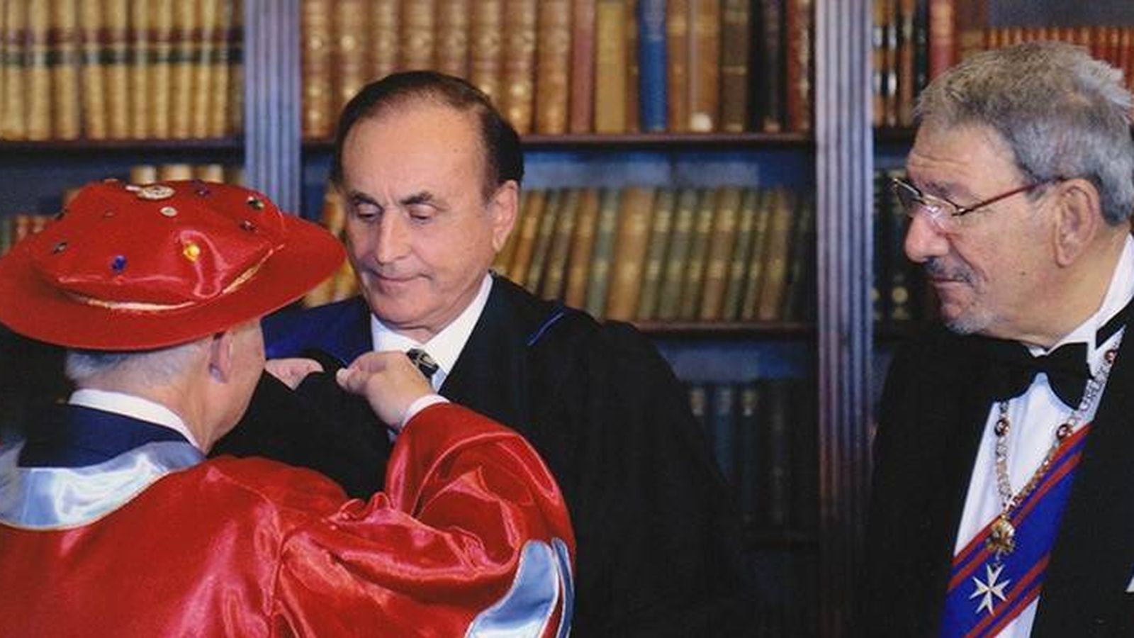 Foto: Caballé, cuando fue designado doctor honoris causa por la Constantinian University de Rhode Island. (Servigroup)