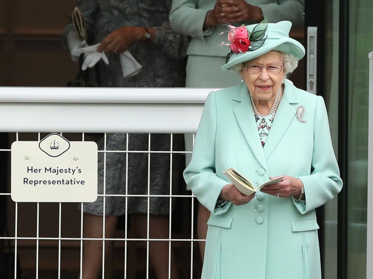 Foto: La reina Isabel, en Ascot. (Reuters)