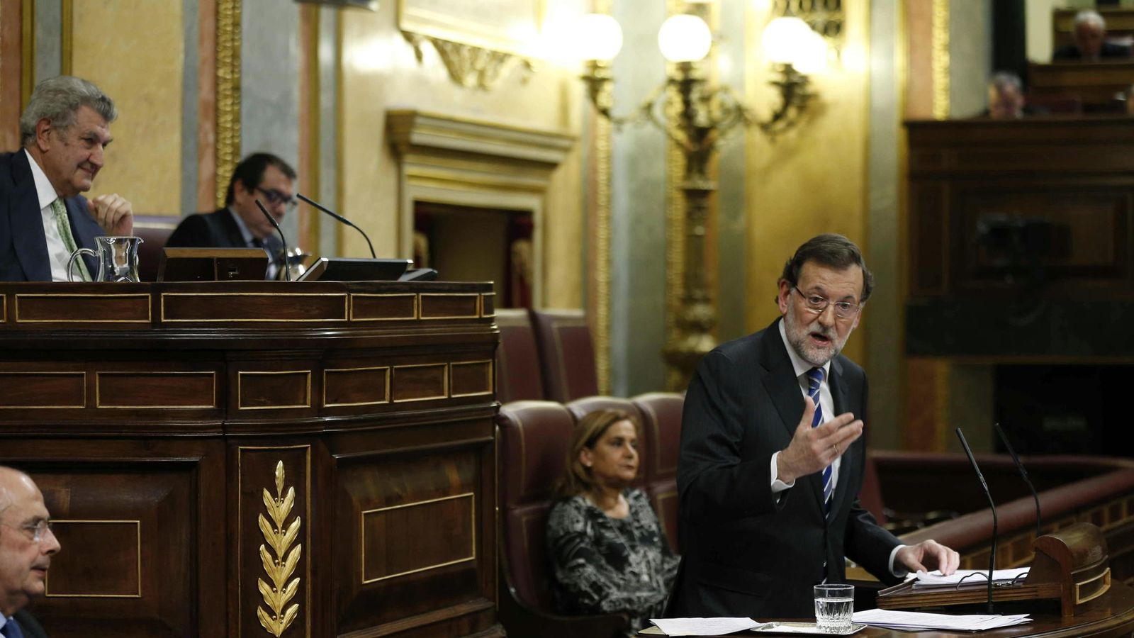 Foto: Rajoy, en su réplica a la intervención del líder del PSOE, Pedro Sánchez, en el debate del estado de la nación. (EFE/CHEMA MOYA)
