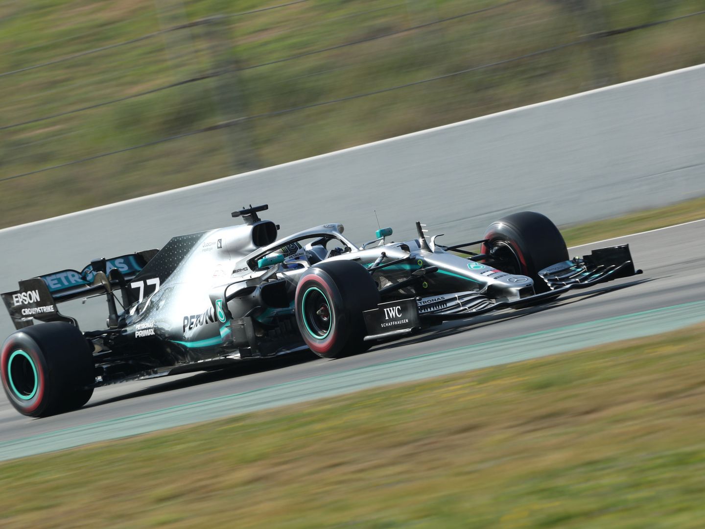 Bottas en acción con su Mercedes. (Reuters)