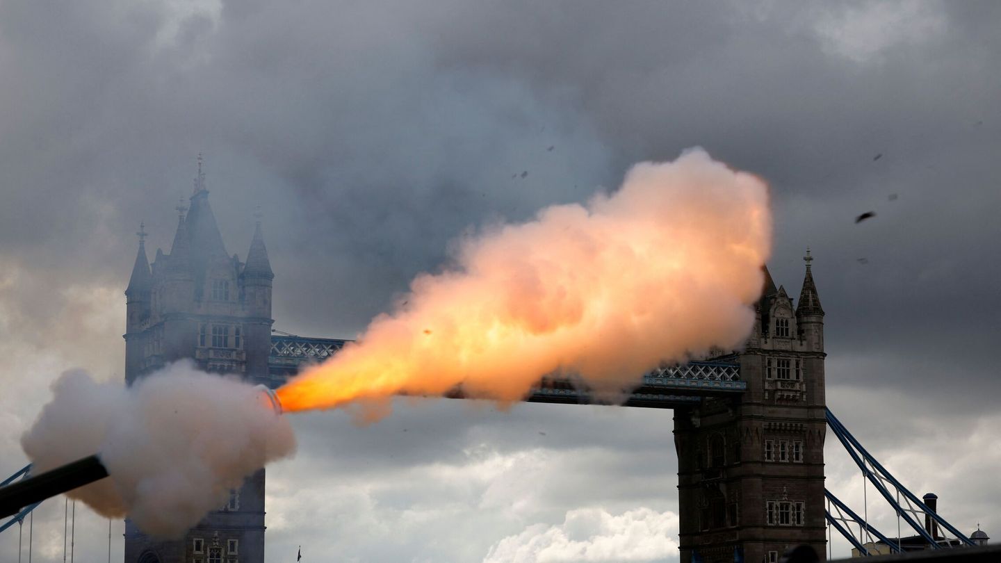 Salvas desde la Torre de Londres. (Reuters)