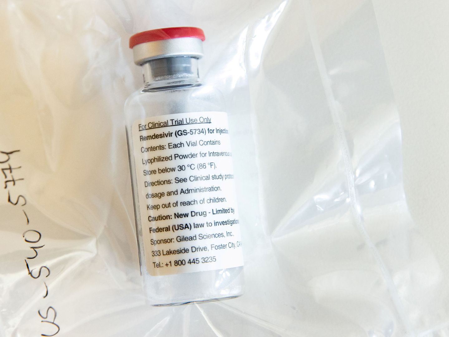 Una ampolla de remdesivir elaborado por la farmacéutica Gilead. (Reuters)