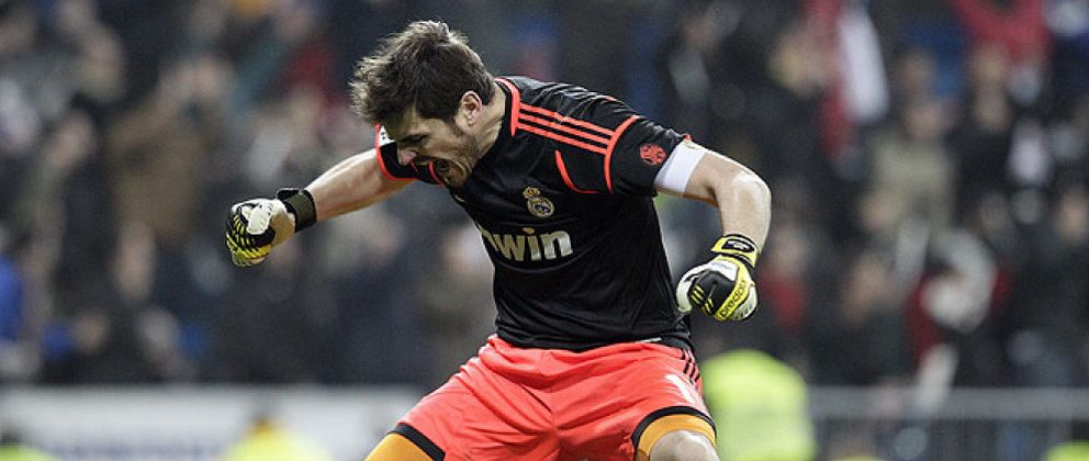 Foto: Iker Casillas ya sabe cómo acaban sus 'castigos': el portero siempre gana