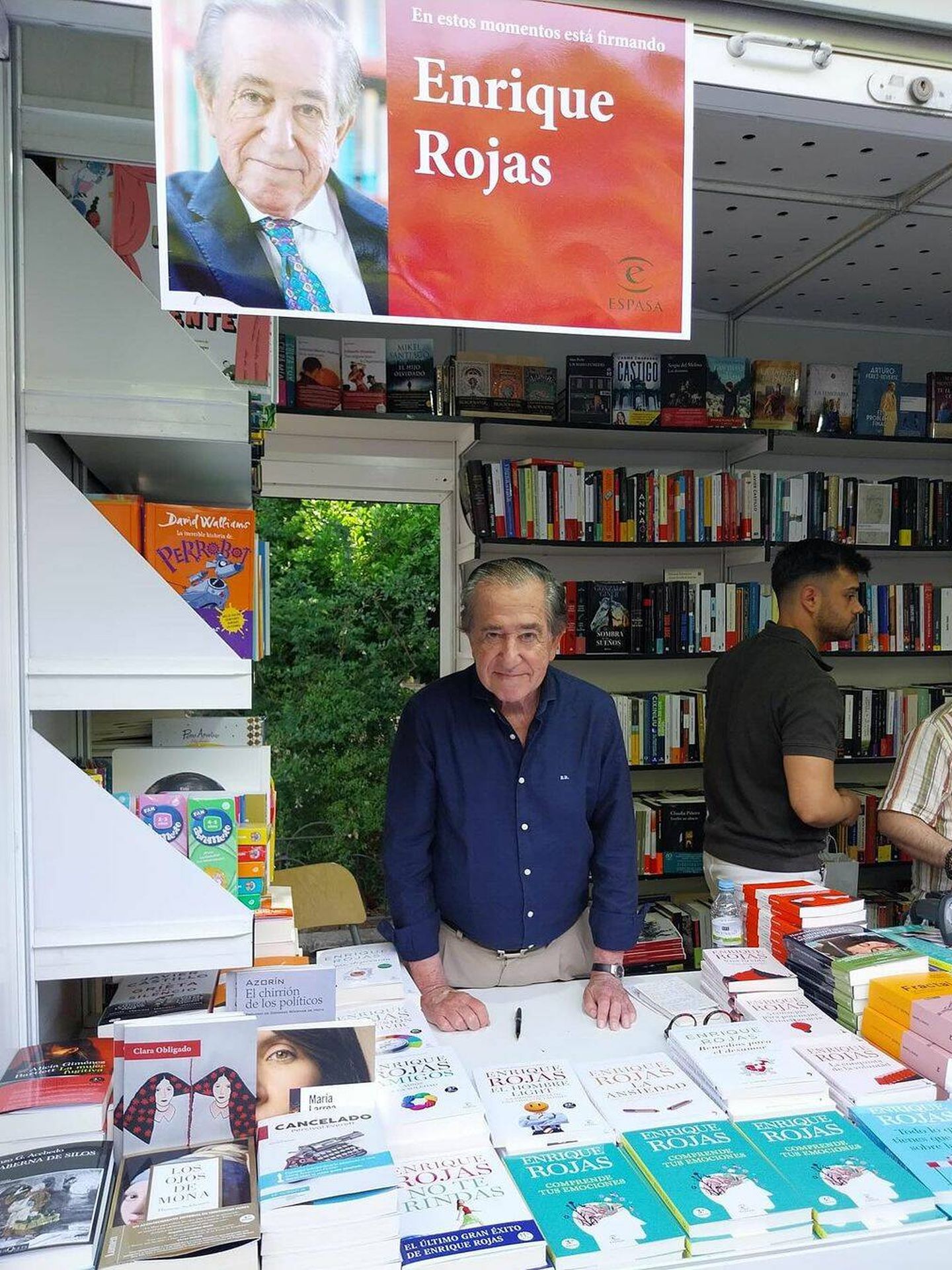 Enrique Rojas durante la Feria del Libro 2024. (Instagram / @enriquerojasoficial)