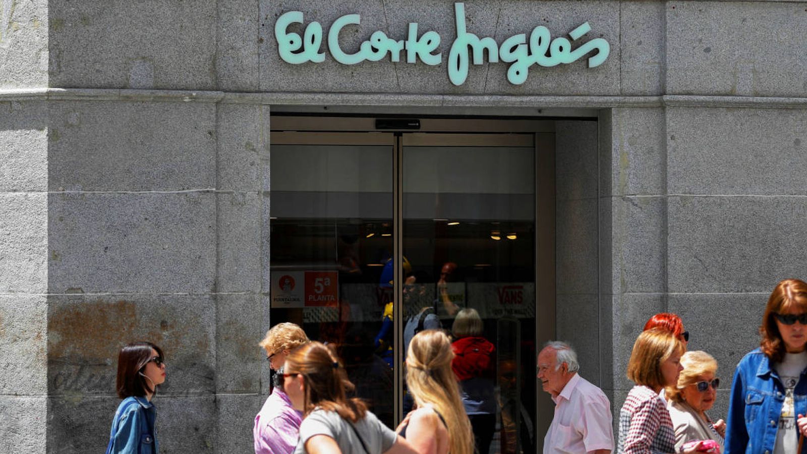 El Corte Inglés abandona dos de sus centros históricos y deficitarios en  Madrid