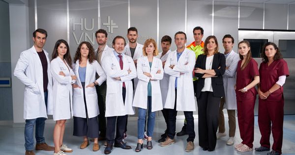 Foto: Equipo médico de 'Hospital Valle Norte'. (Manuel Fiestas/RTVE)