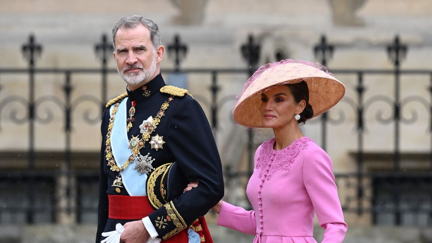 Los reyes Felipe y Letizia llegando a Westminster. (Getty)