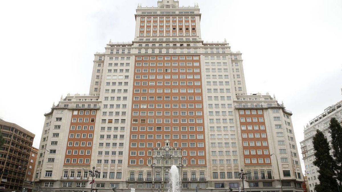 Casanova presiona judicialmente a Riu: pide que se paren las obras del Edificio España
