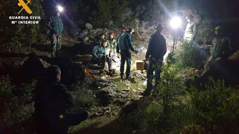 Rescatan el cuerpo del espeleólogo muerto tras caer 40 metros en una cueva de Albacete