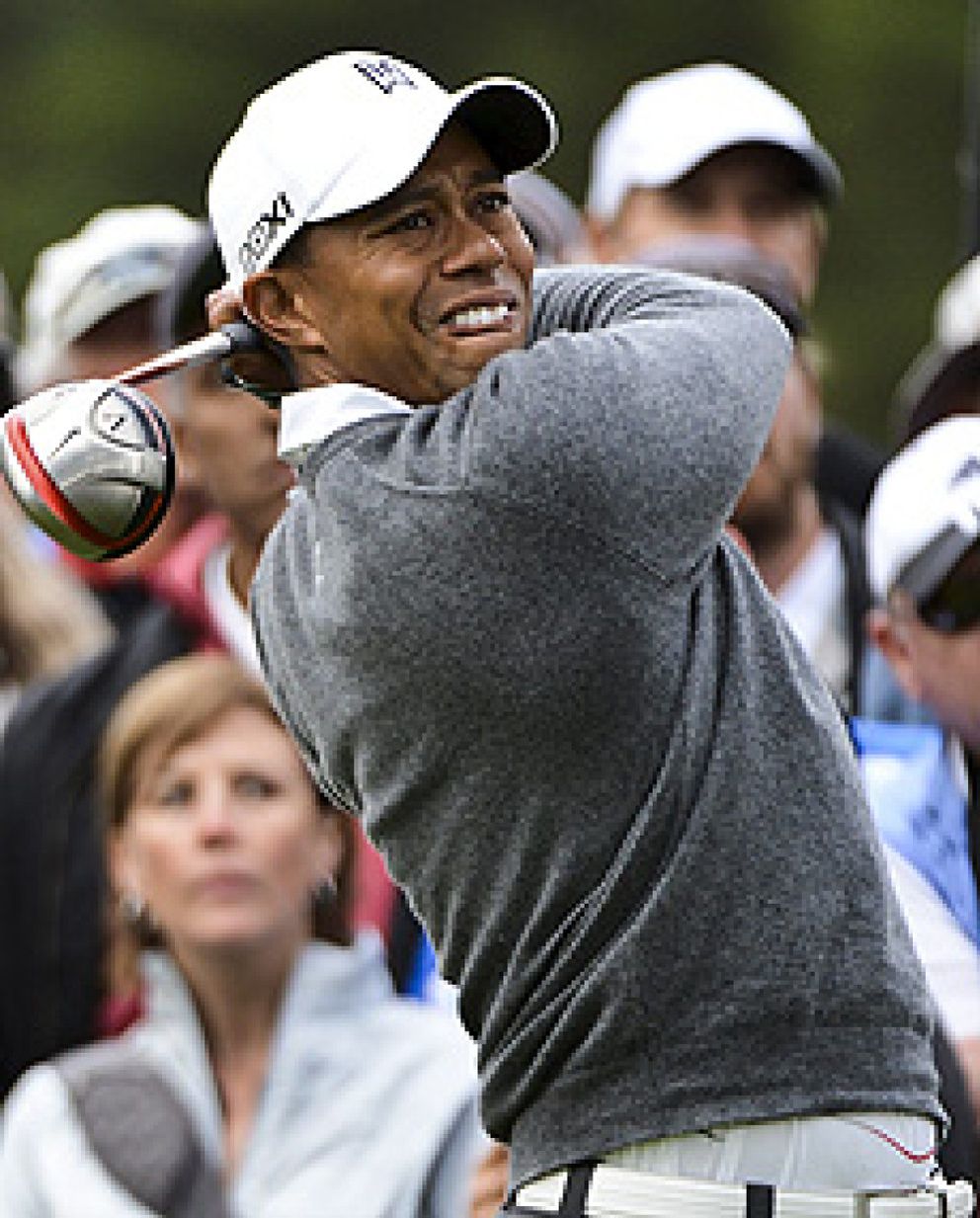 Foto: Vuelve el 'viejo' Tiger Woods, con Thompson como líder provisional