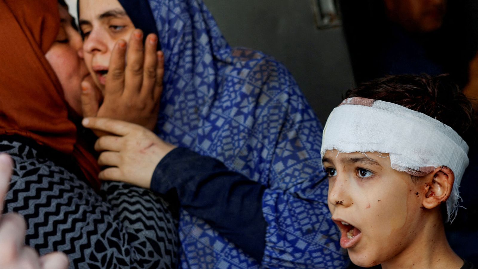 La población palestina sufre los bombardeos israelíes. (Reuters/Mohammed Salem)