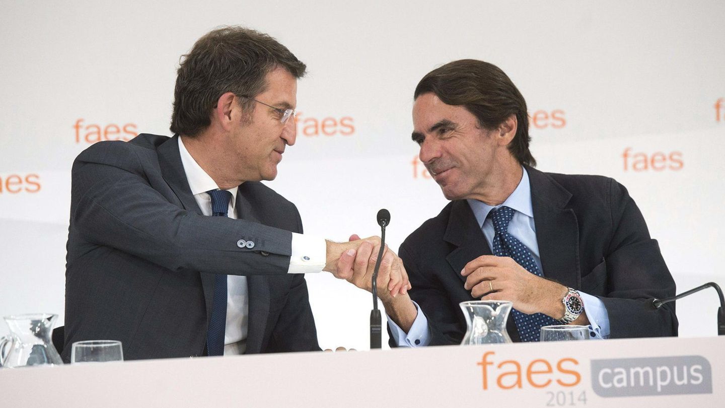 Alberto Núñez Feijóo y el expresidente del Gobierno, José María Aznar. (EFE)