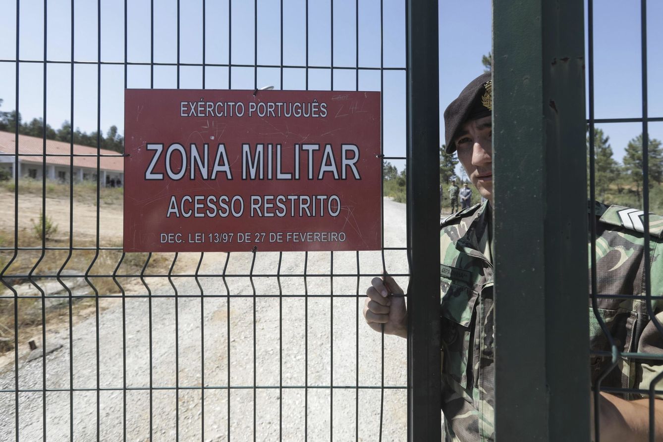 Base militar de Tancos, en la que se produjo un robo de armas masivo con las que se podría haber preparado un gran golpe. (EFE)