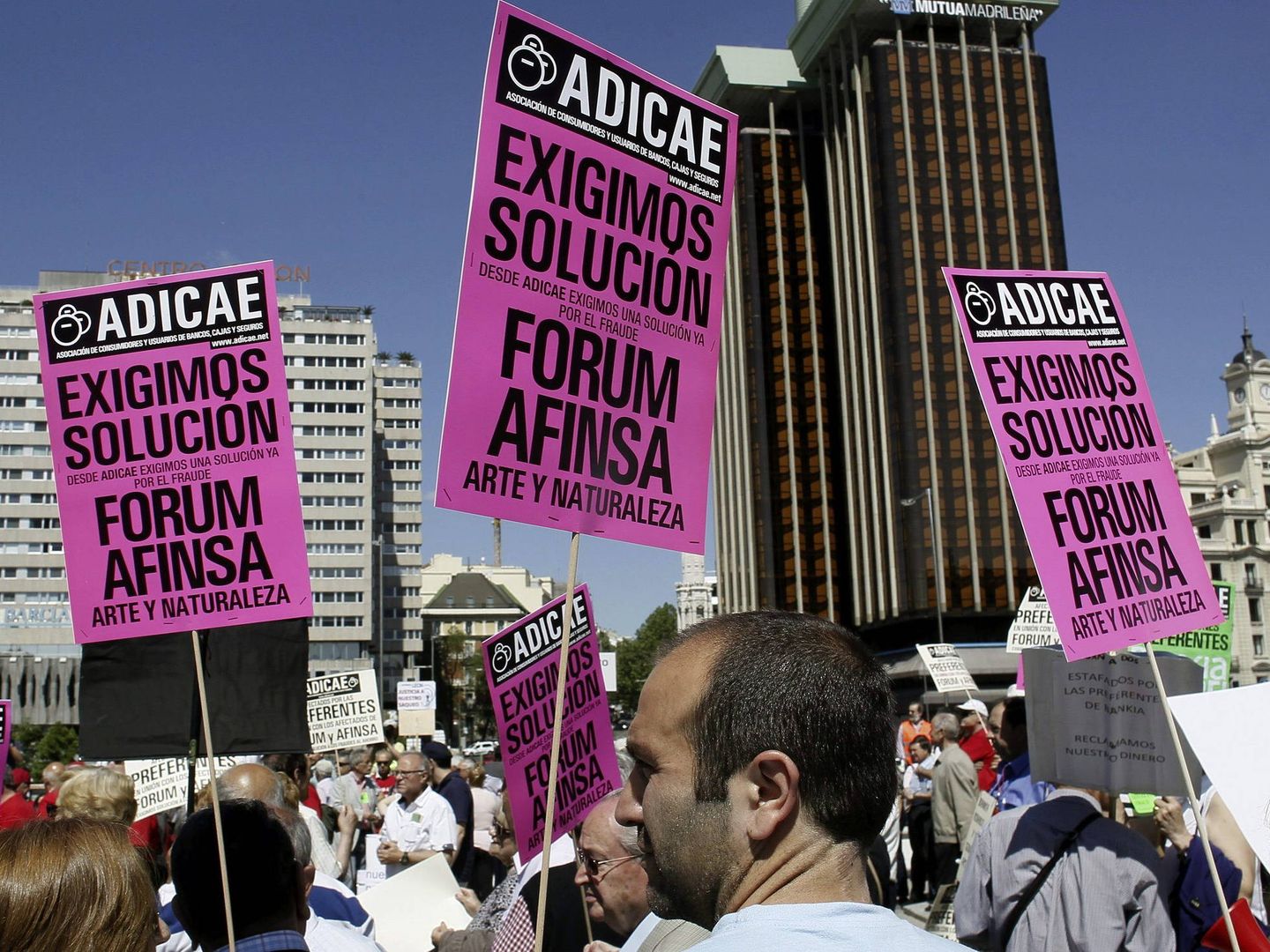 Manifestación de afectados de Afinsa (Efe)