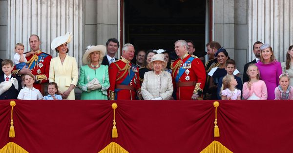Foto: La familia real británica en el Trooping the Colour. (Reuters)