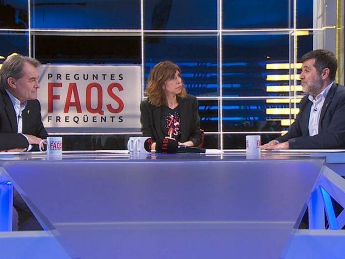 Foto: Artur Mas, Cristina Puig y Jordi Sánchez, en 'FAQS'. (TV3).