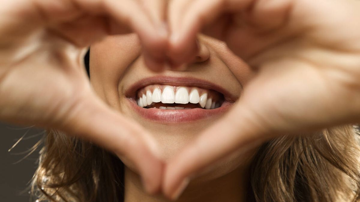 Todo lo que no sabes de la relación entre tu boca y la salud del corazón 