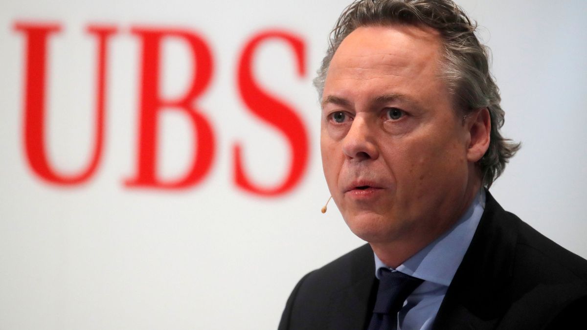 UBS abre la puerta a más despidos en Credit Suisse y su banca de inversión será más "ligth" 