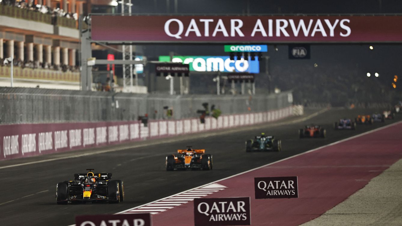Foto: Carrera de F1 en el GP de Qatar hoy, en directo: última hora y resultado de Alonso en Fórmula 1 (REUTERS / Hamad I Mohammed)