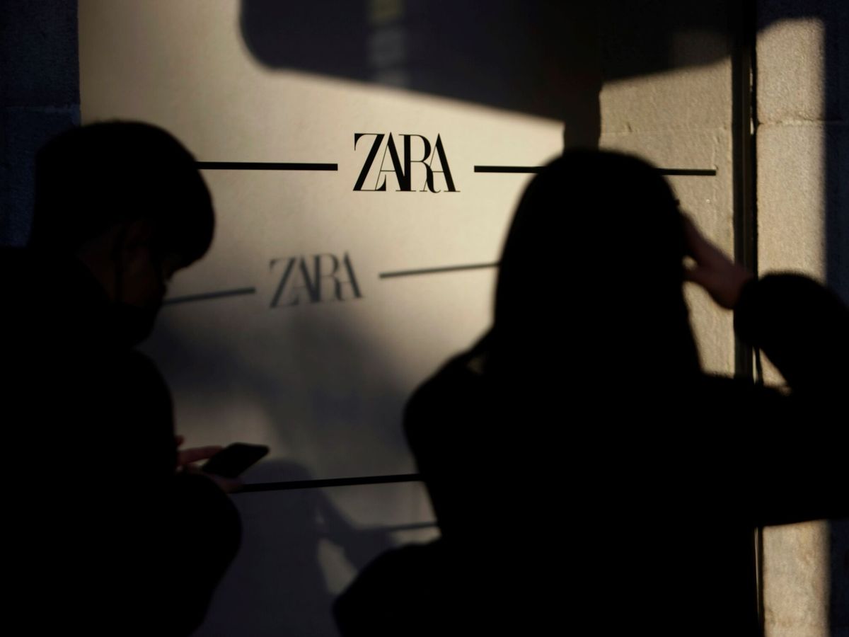 Foto: Foto de archivo de una tienda de Zara, del grupo Inditex. (EFE/Cabalar)